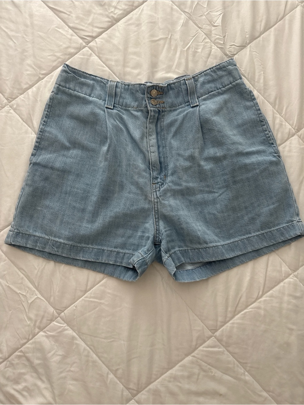 Levi's Women’s 4 High-Rise Denim Shorts